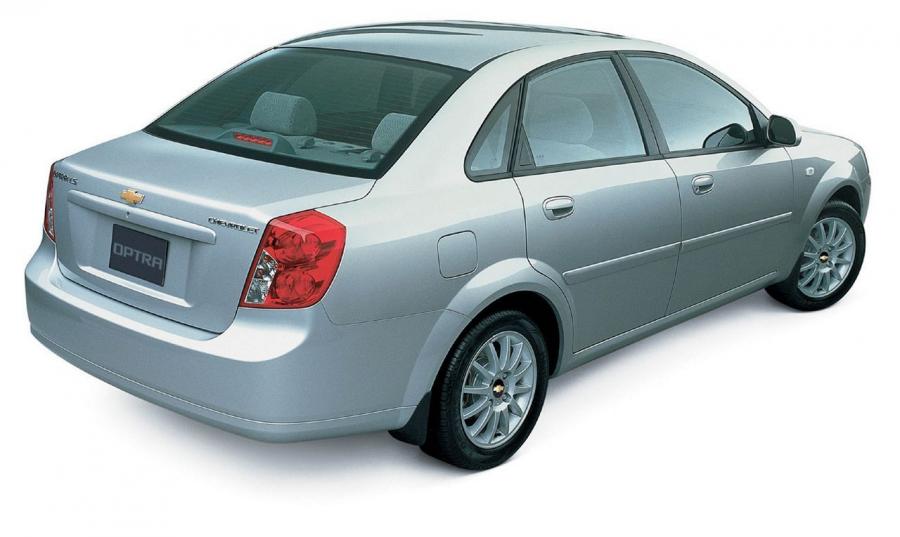  Chevrolet Optra 2004 года  (фото 6 из 8)